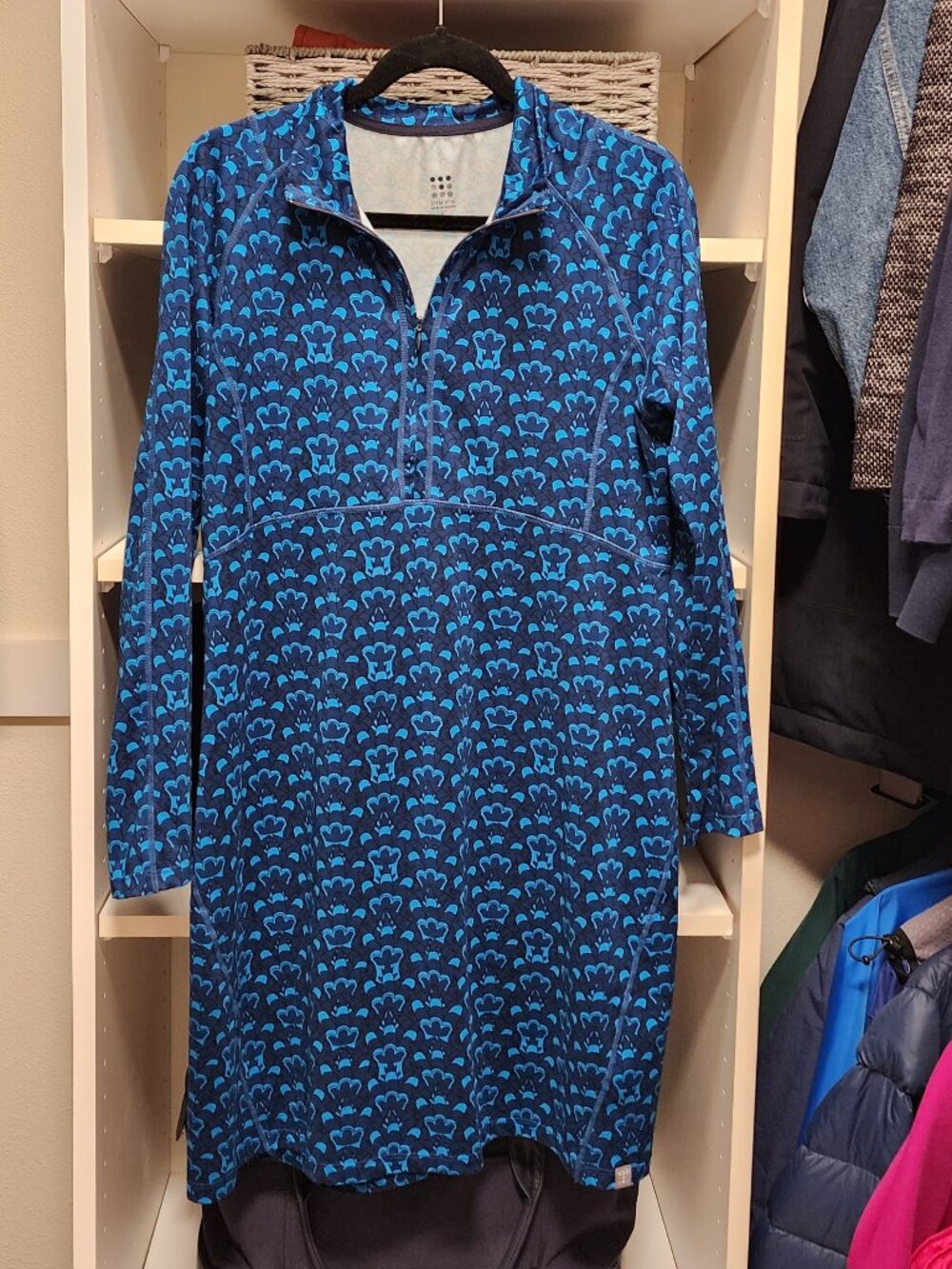 Title Nine "Dream Dress" — Long Sleeve, Size L